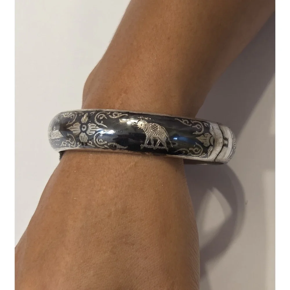 Ornate Antique Sterling Silver Siam Hinge Bangle Bracelet Pre Thailand 8
